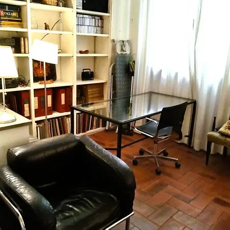 Ponte Vecchio Up To 4 * Флоренция